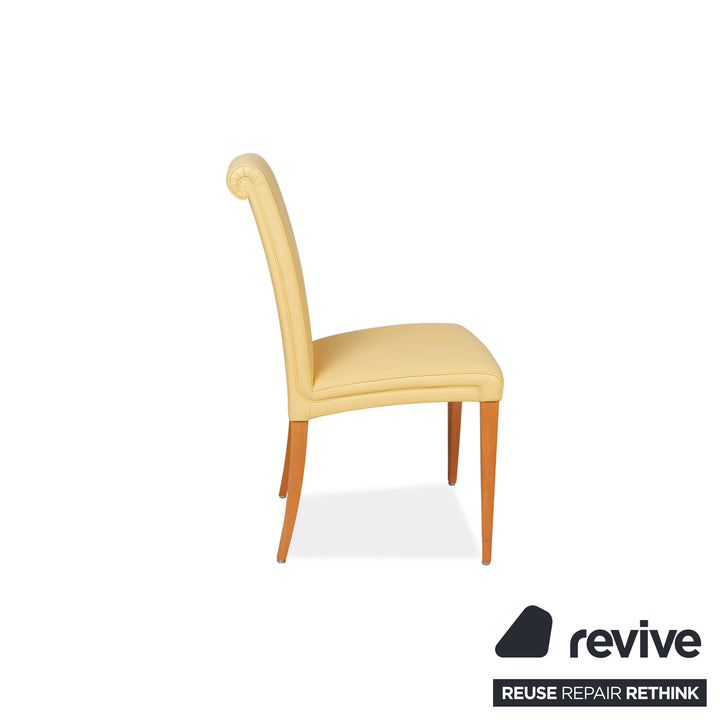 Set of 4 Poltrona Frau leather chairs cream dining room