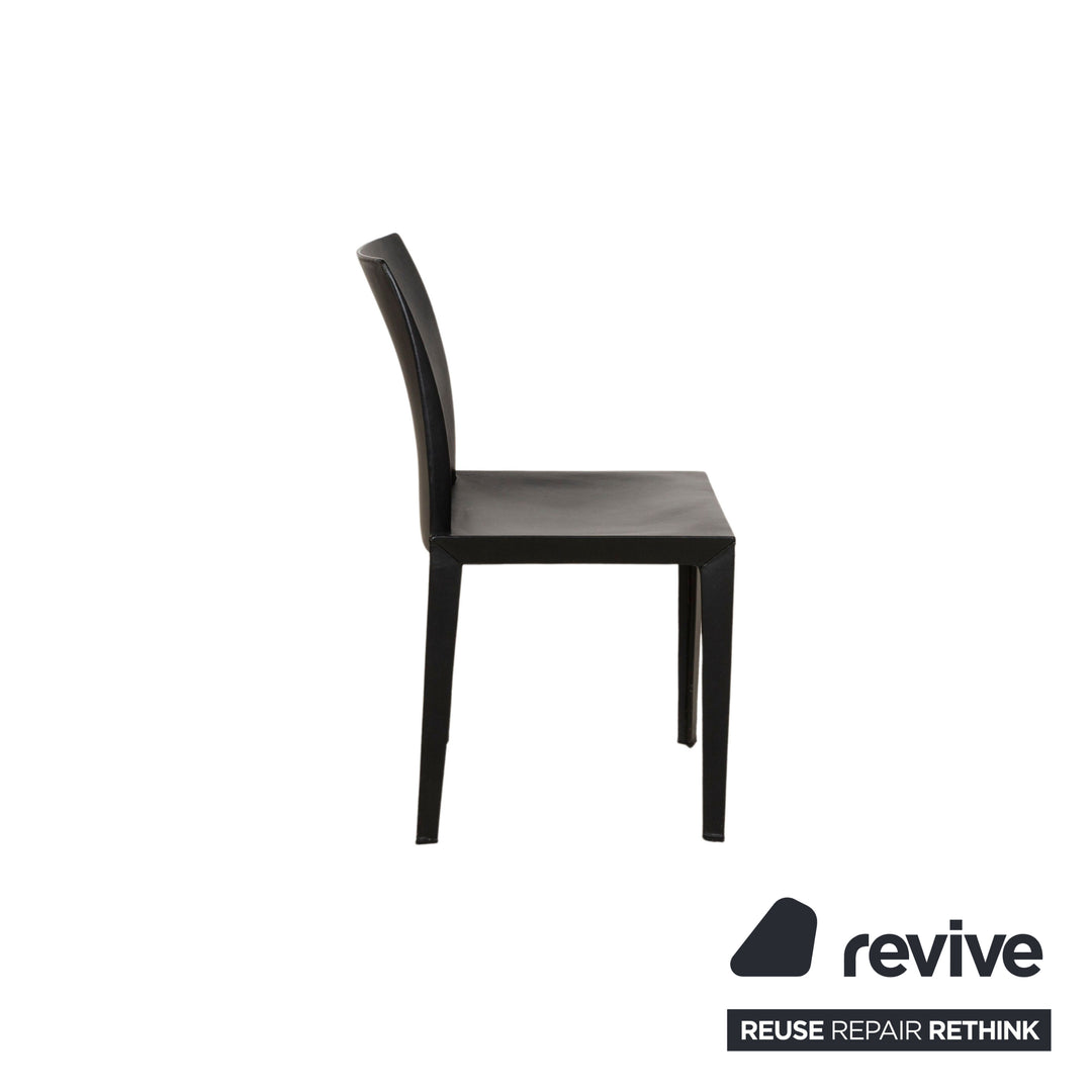 Lot de 4 chaises Poltrona Frau Lola en cuir noir