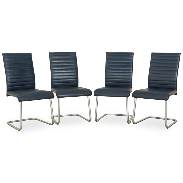 Ensemble de 4 chaises cantilever en cuir Ronald Schmitt, bleu et bleu marine