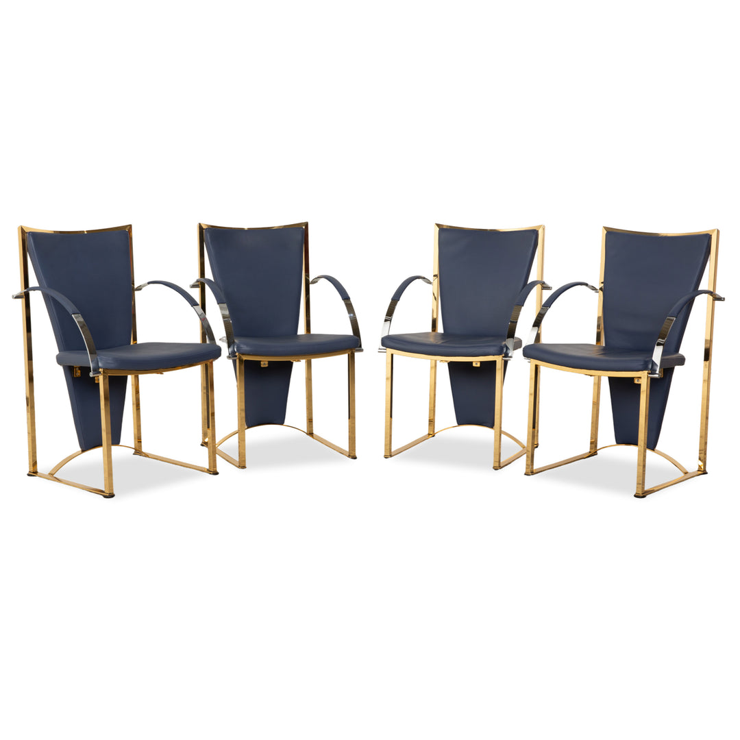 Lot de 4 chaises Ronald Schmitt en cuir bleu métal doré
