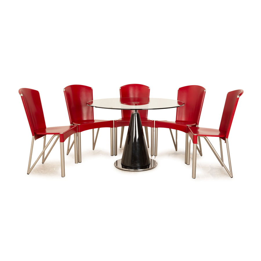 Ensemble de 4 chaises en cuir Ronald Schmitt, table de salle à manger rouge