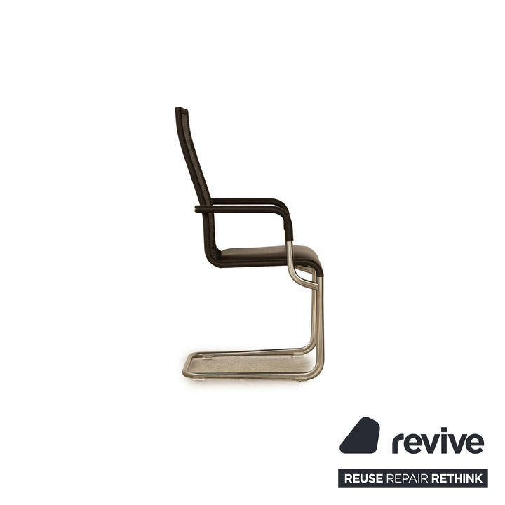 Set of 4 Tecta D26iE leather chairs brown cantilever chair