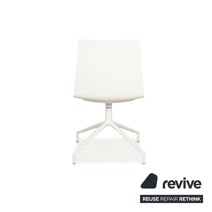 Lot de 6 chaises plastique Andreu World blanc crème fonction manuelle