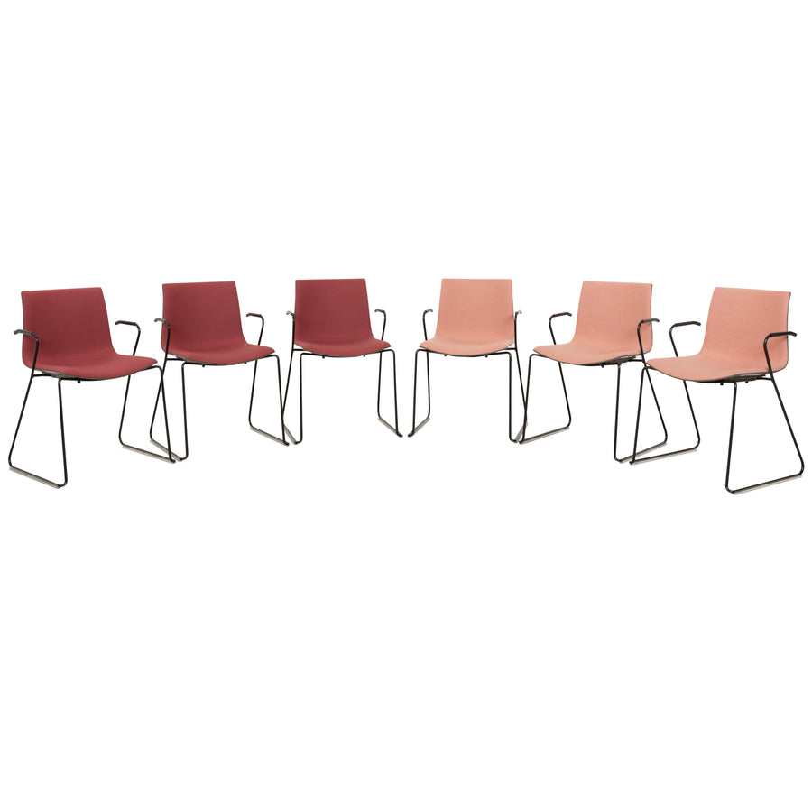 Lot de 6 chaises en tissu Arper Catifa 46 Rouge Baie