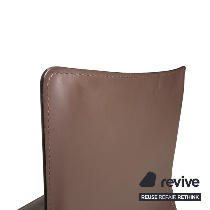 Suite de 6 chaises Cassina Cab 412 en cuir marron
