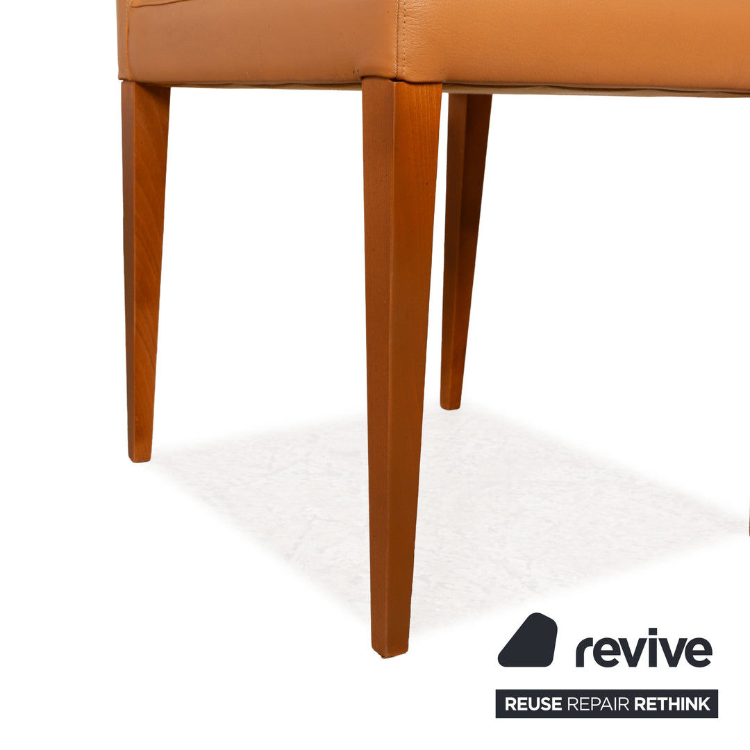 Ensemble de 6 chaises en cuir Poltrona Frau orange et beige
