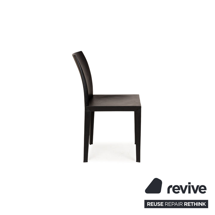 Lot de 6 chaises Poltrona Frau Lola en cuir noir