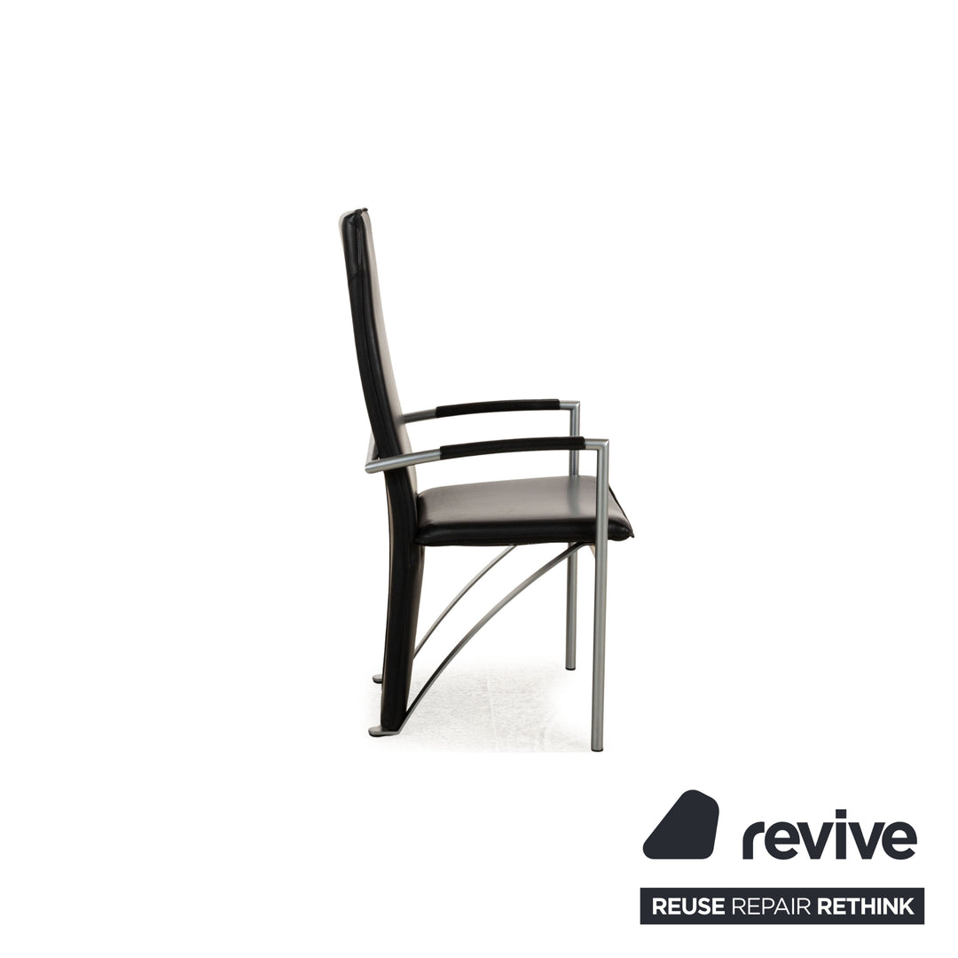 Lot de 6 chaises en cuir noir Ronald Schmitt