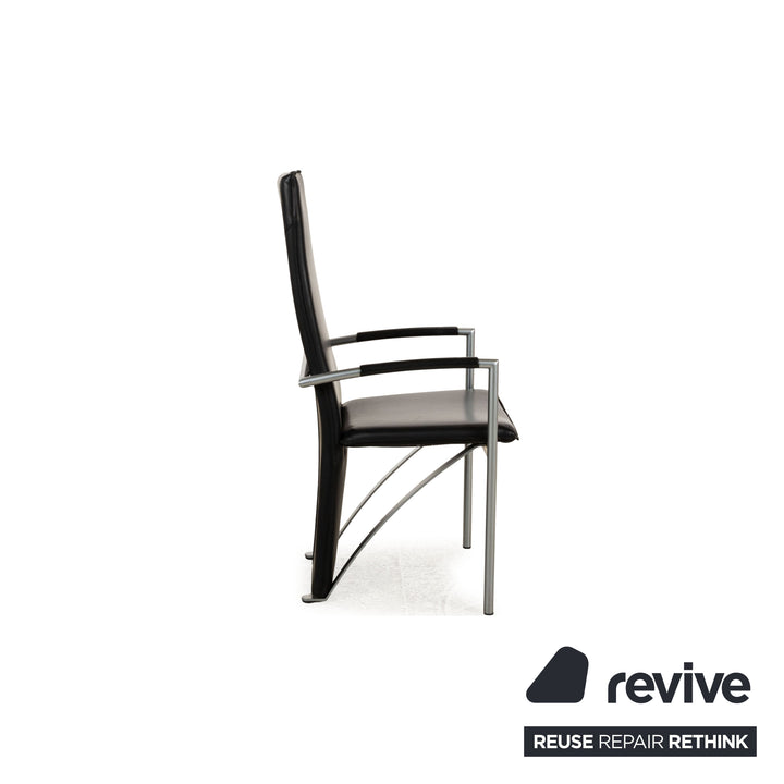 Lot de 6 chaises en cuir noir Ronald Schmitt