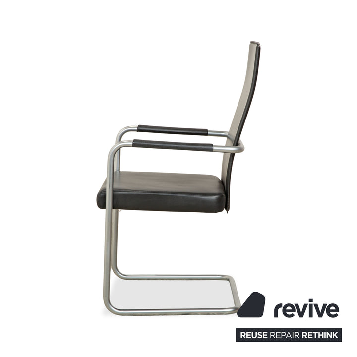 Ensemble de 6 fauteuils de salle à manger Ronald Schmitt RST 16 en cuir noir