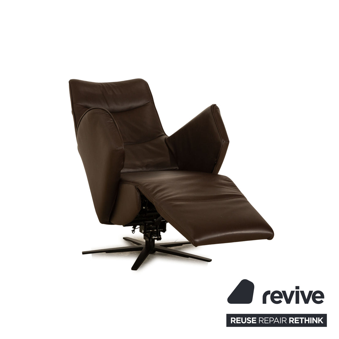 Fauteuil en cuir Aera Signa marron fonction électrique aide à se lever