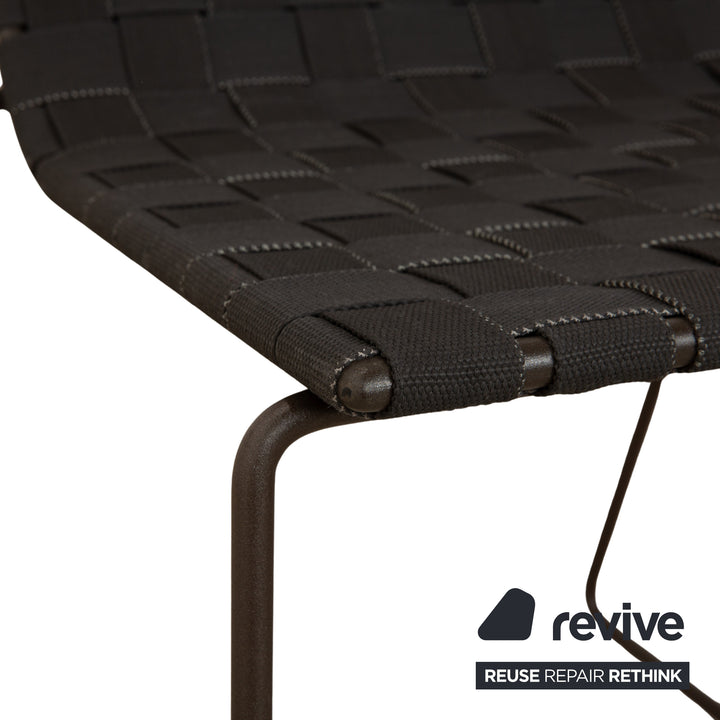 Tabouret Andreu World Trenza en métal gris foncé anthracite et osier marron