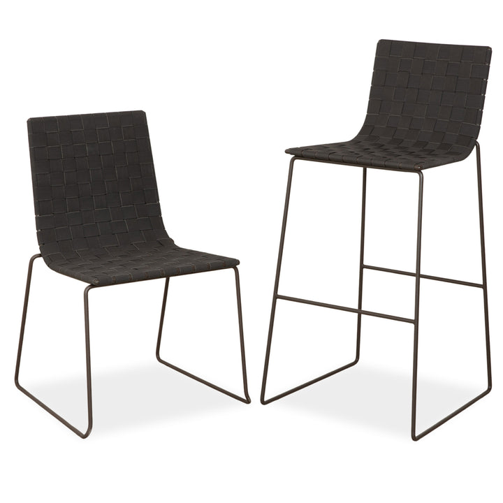 Tabouret Andreu World Trenza en métal gris foncé anthracite et osier marron