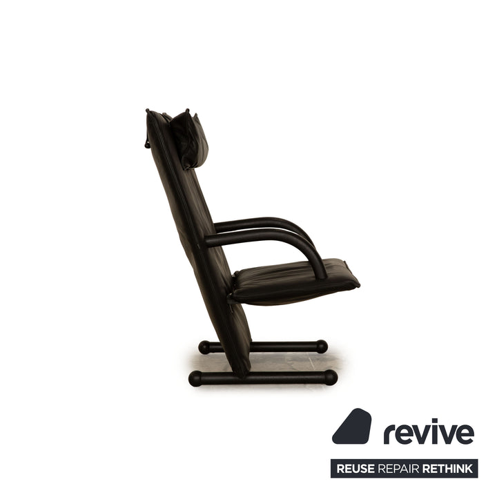 Arflex T-Series by Burkhard Voghterr leather armchair set black