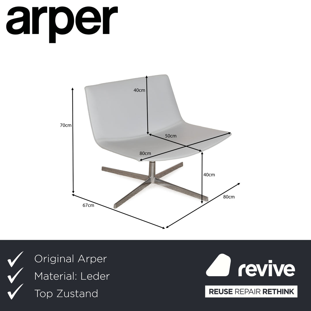 Fauteuil pivotant Arper Catifa 80 en cuir bleu-gris bleu clair