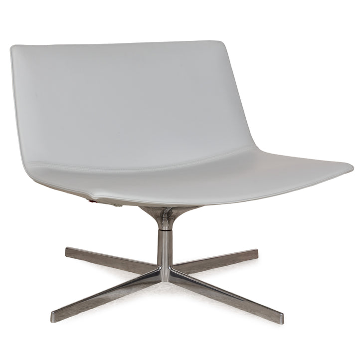 Fauteuil pivotant Arper Catifa 80 en cuir bleu-gris bleu clair