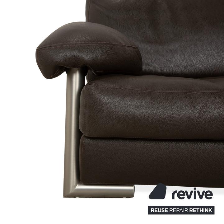 Canapé quatre places en cuir marron foncé Artanova Medea