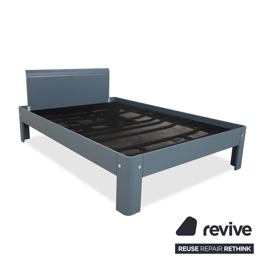 Auping Auronde 1500 Holz Bett Blau Grau Beistelltisch