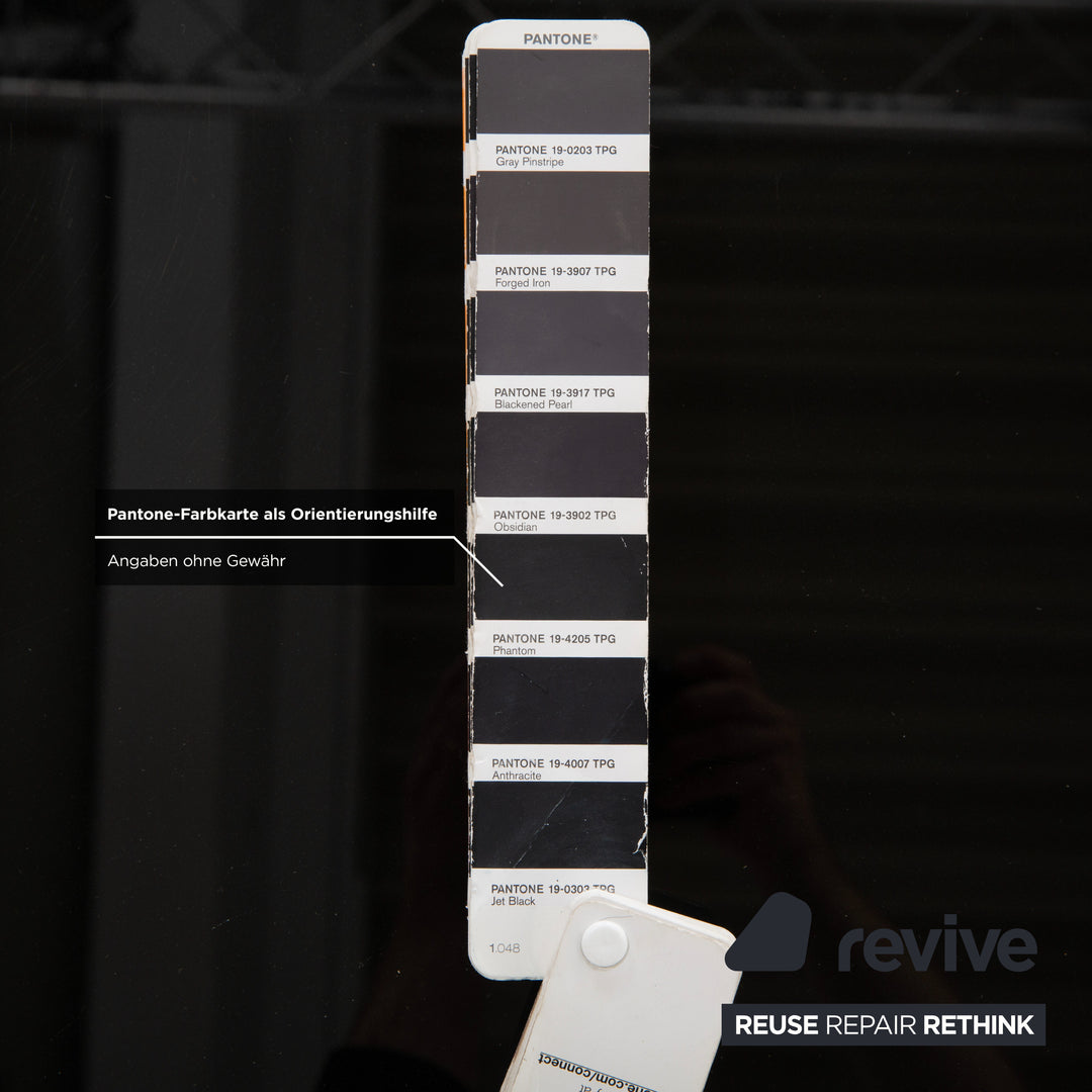 Ensemble de salle à manger Bacher en verre et cuir, comprenant une table et 8 chaises, finitions argent chromé, blanc et crème.