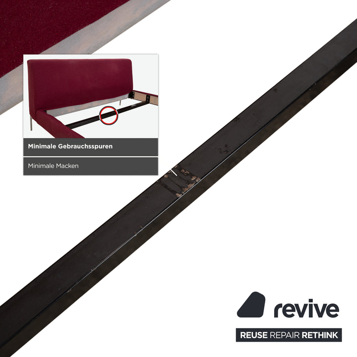 B&amp;B Italia Charles Fabric Bed Red 160x200