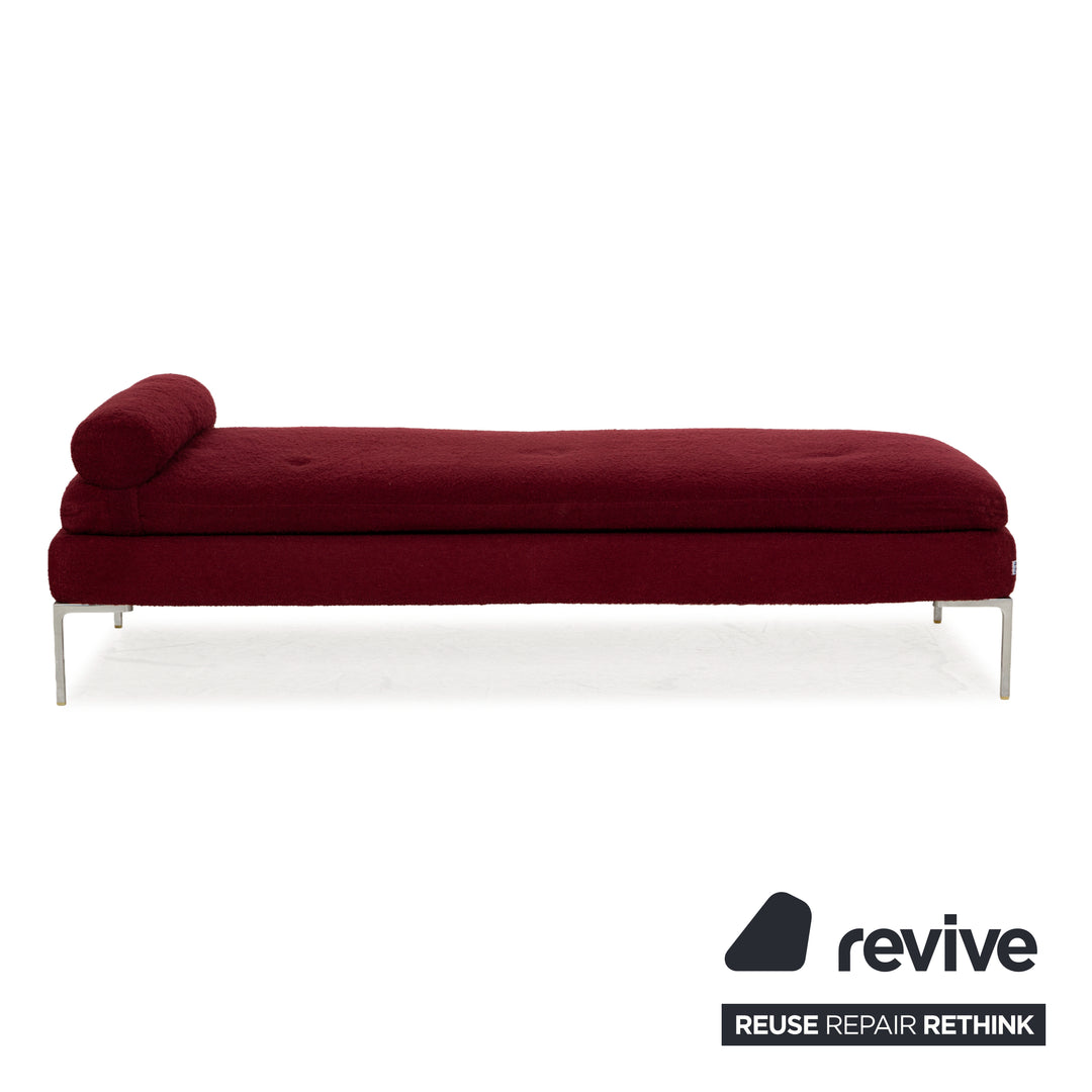 Chaise longue en tissu Charles rouge de B&amp;B Italia