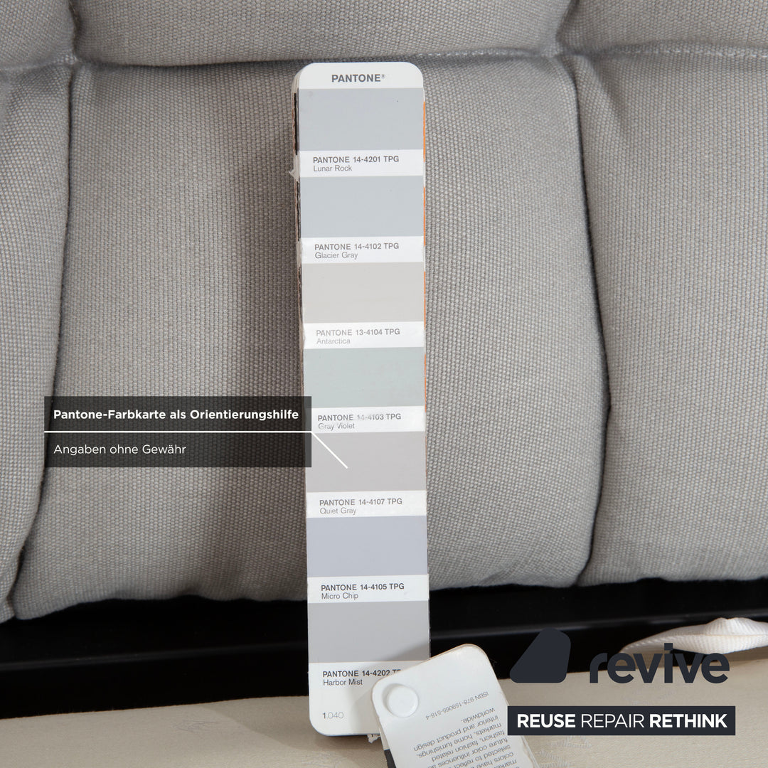 B&B Italia Husk Boxspring Bett Grau Beige Matratzen Schramm Divina 80 und Tagesdecke