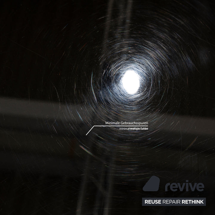 Buffet en bois Behr avec compartiments noirs