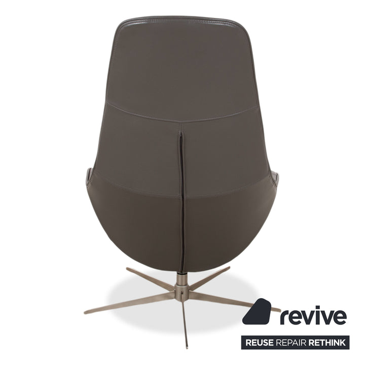 BoConcept Boston Leder Sessel inkl. Hocker Grau Braun Taupe Estoril Semi Anilin Leder 0959 manuelle Drehfunktion und Wippfunktion
