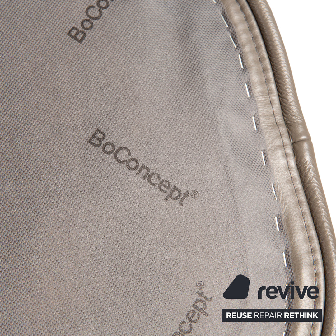 BoConcept Boston Leder Sessel inkl. Hocker Grau Braun Estoril Semi Anilin Leder 0959 manuelle Drehfunktion und Wippfunktion