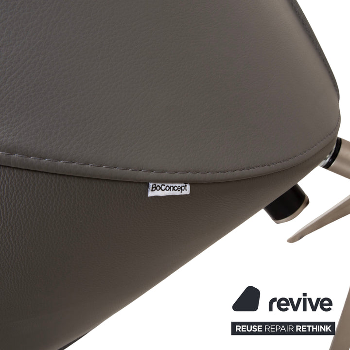 BoConcept Boston Leder Sessel inkl. Hocker Grau Braun Taupe Estoril Semi Anilin Leder 0959 manuelle Drehfunktion und Wippfunktion