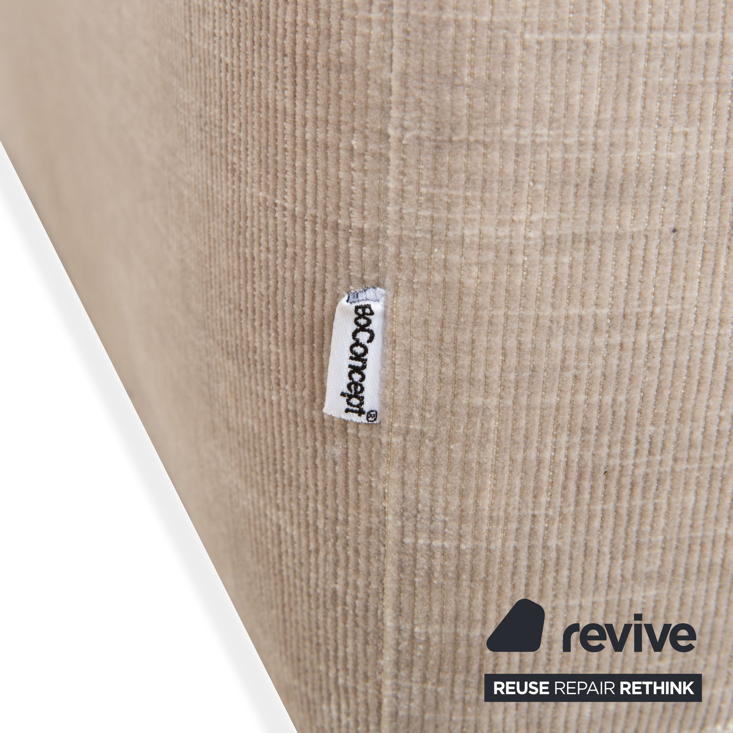 BoConcept Hampton Fabric Two-Seater Beige Sofa Couch Manual Function