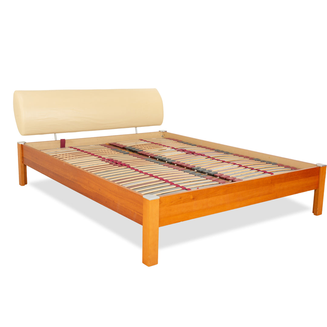 BoConcept Wood Leather Bed Brown Beige