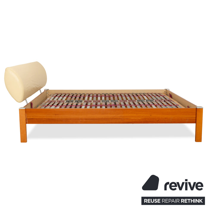 Lit en cuir et bois BoConcept marron beige