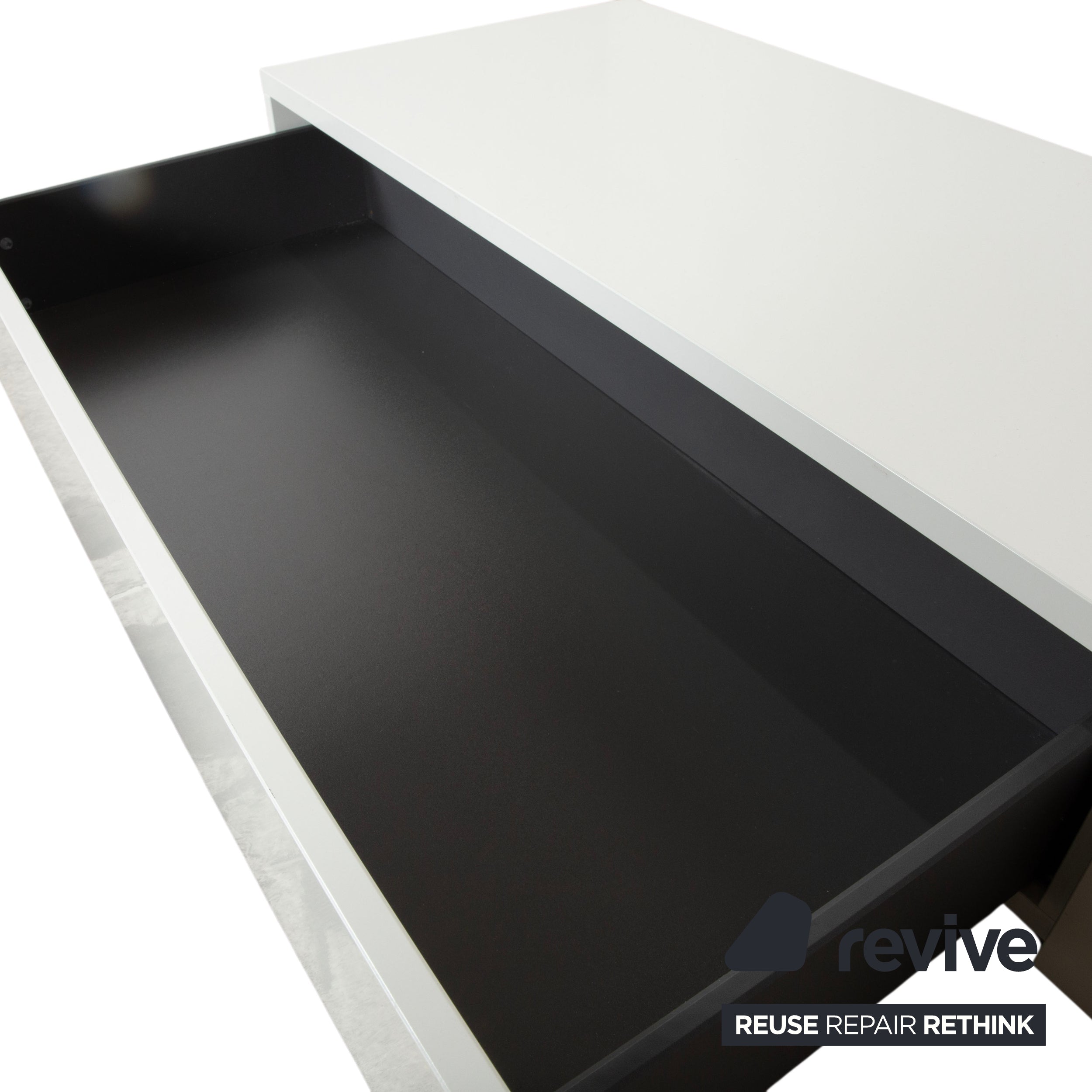BoConcept Lugano Wood Sideboard White Chrome TV Unit Lowboard