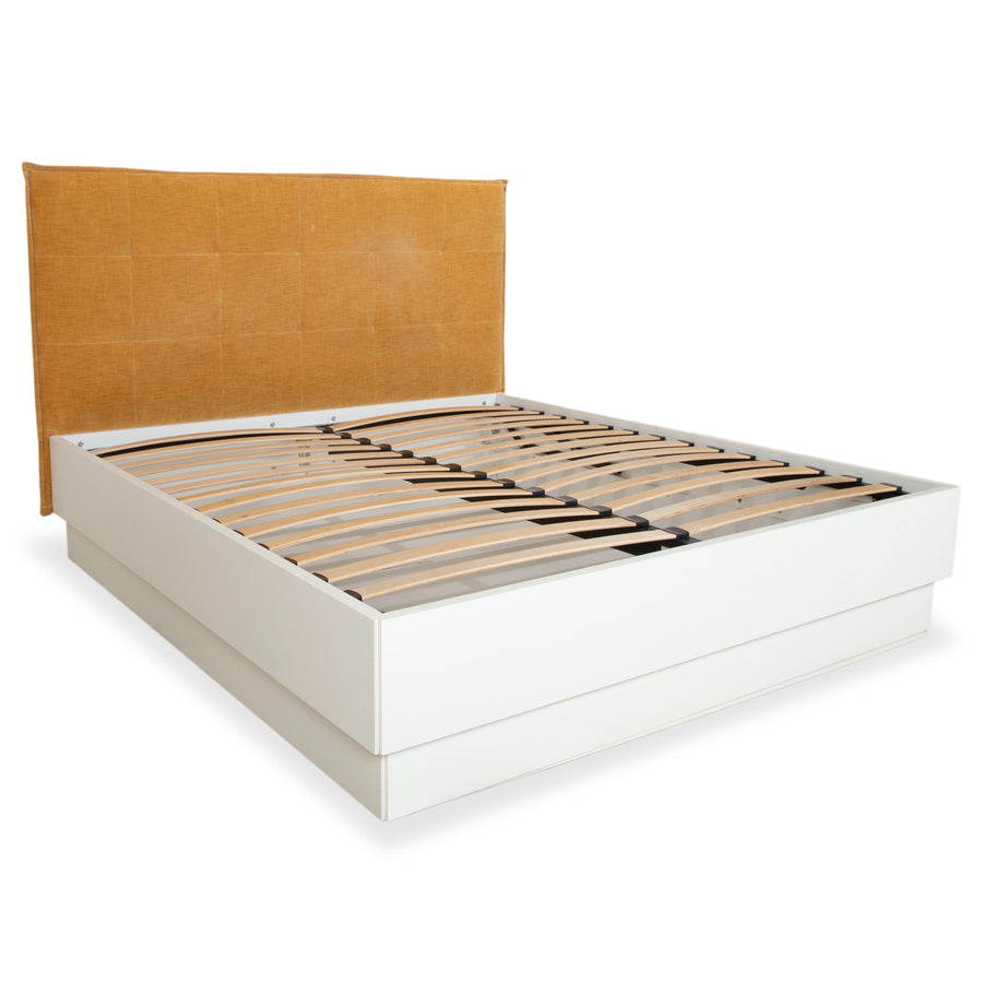 BoConcept Lugano Stoff Bett Gelb Weiß Curry Schlafzimmer manuelle Funktion Bettkasten