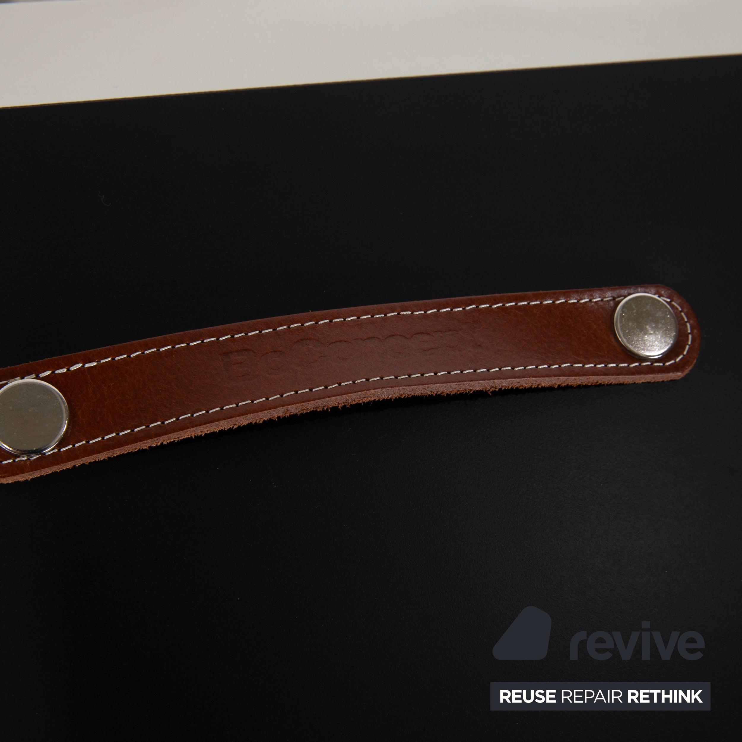 BoConcept Milano Metall Kunststoff Verbundstoff Grau Weiß Ausziehfunktion