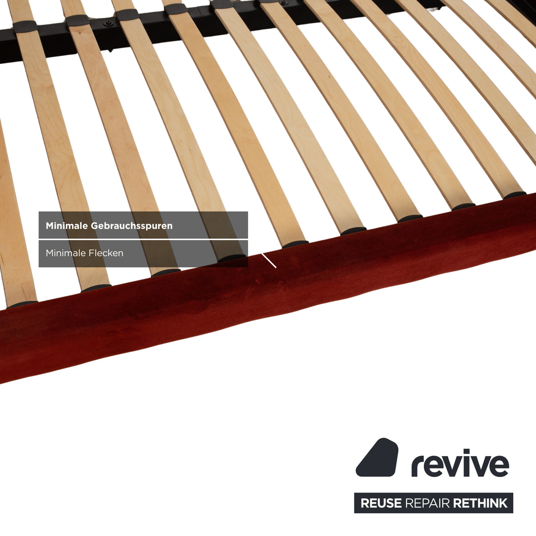 BoConcept fabric bed red 180x200