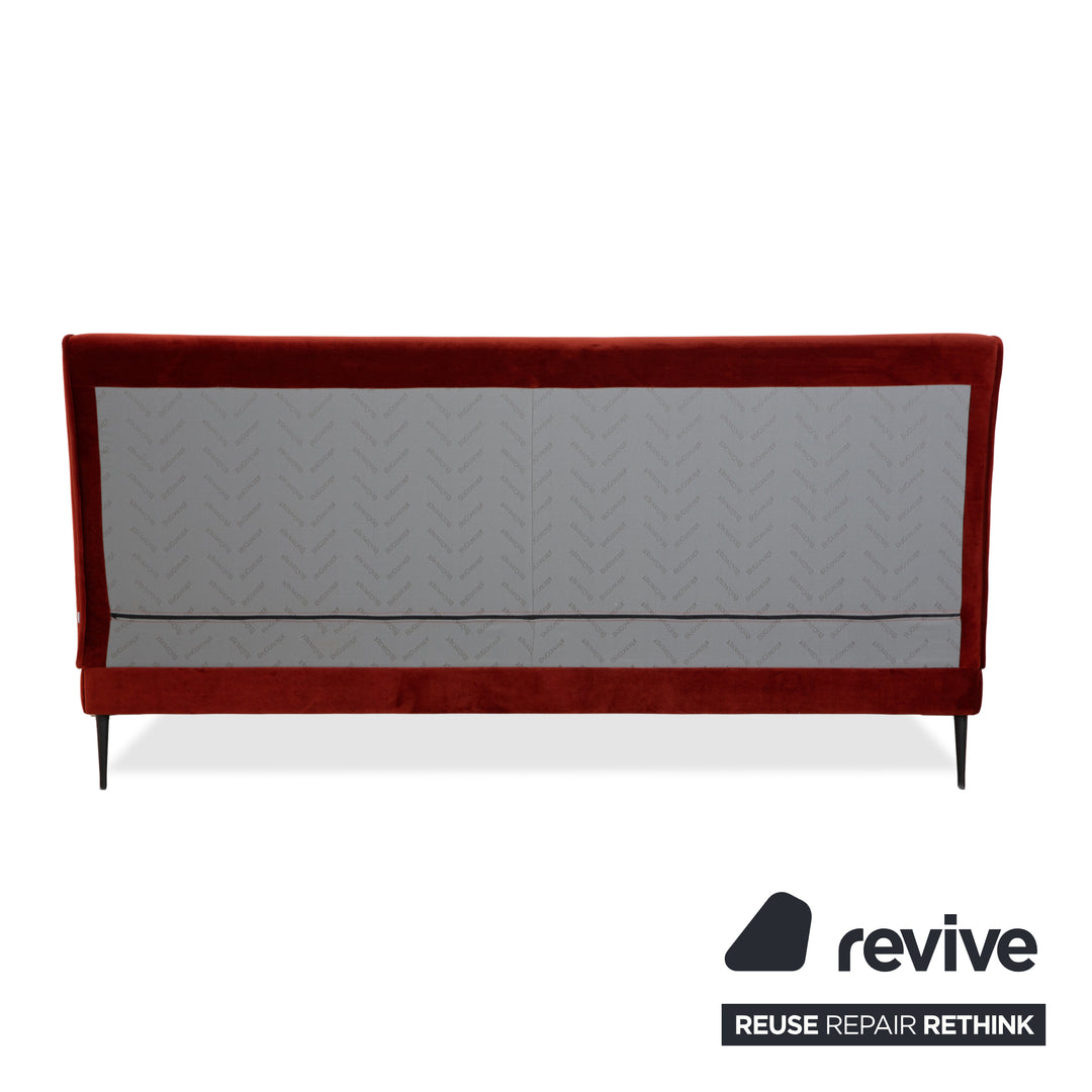 BoConcept fabric bed red 180x200
