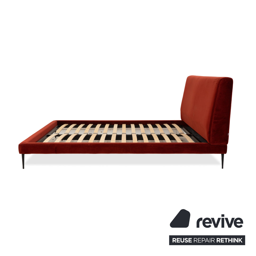 Lit en tissu BoConcept rouge 180x200