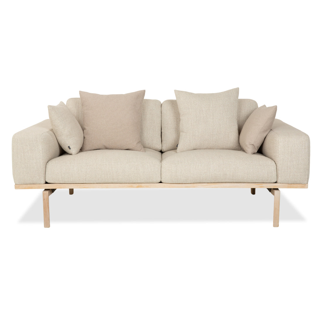 Bolia Elton Stoff Zweisitzer Beige Creme Grau Sofa Couch Holz