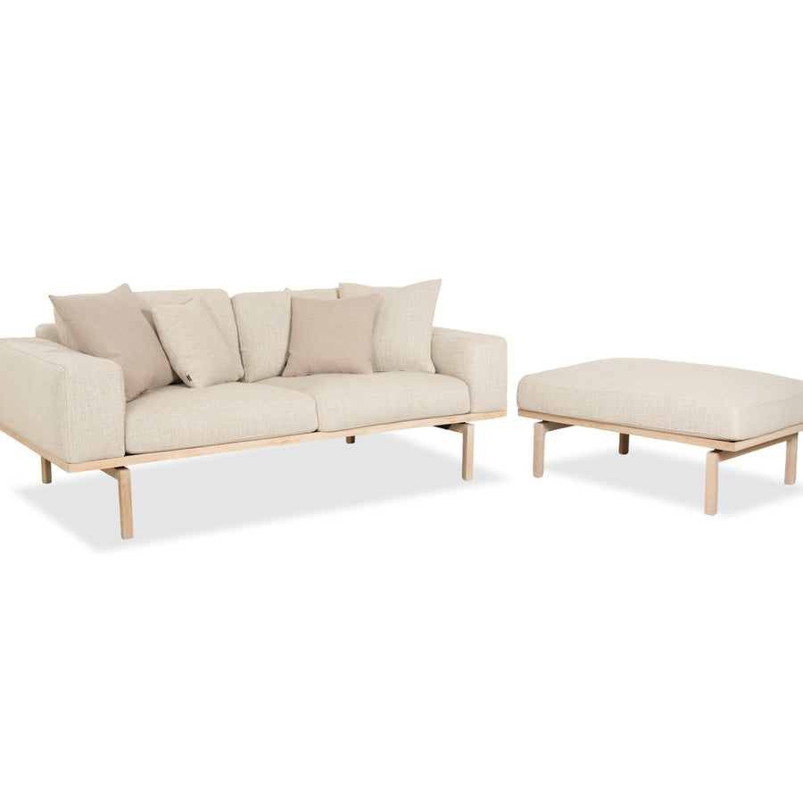 Bolia Elton Stoff Zweisitzer mit Hocker Beige Creme Grau Sofa Couch Holz