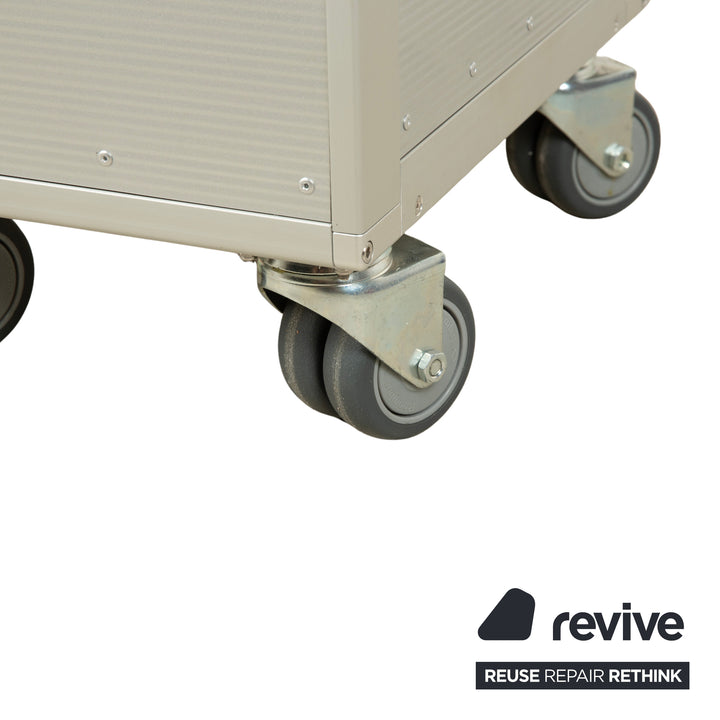 bordbar Lufthansa Ju 52 Flugzeugtrolley mit Fachboden und Kunststoffschubkasten Silber Grau