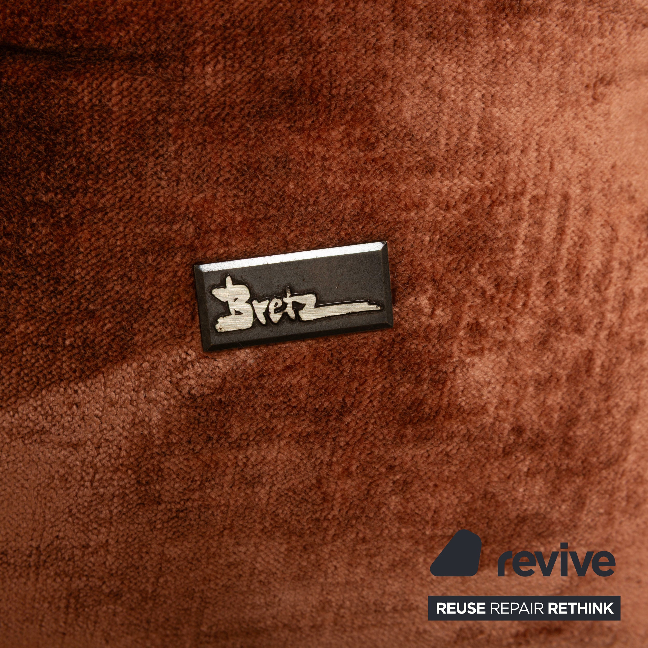 Bretz Cocoa Island Stoff Samt Knopfheftung Zweisitzer Braun Bronze Sofa Couch