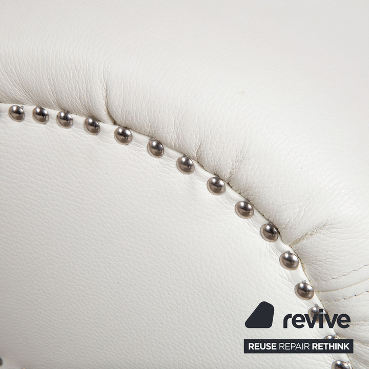 Bretz Gaudi Leder Garnitur Dreisitzer, Recamiere & Hocker Sofa Couch Weiß Creme Beige Silber Löwentatzen Füße Nieten