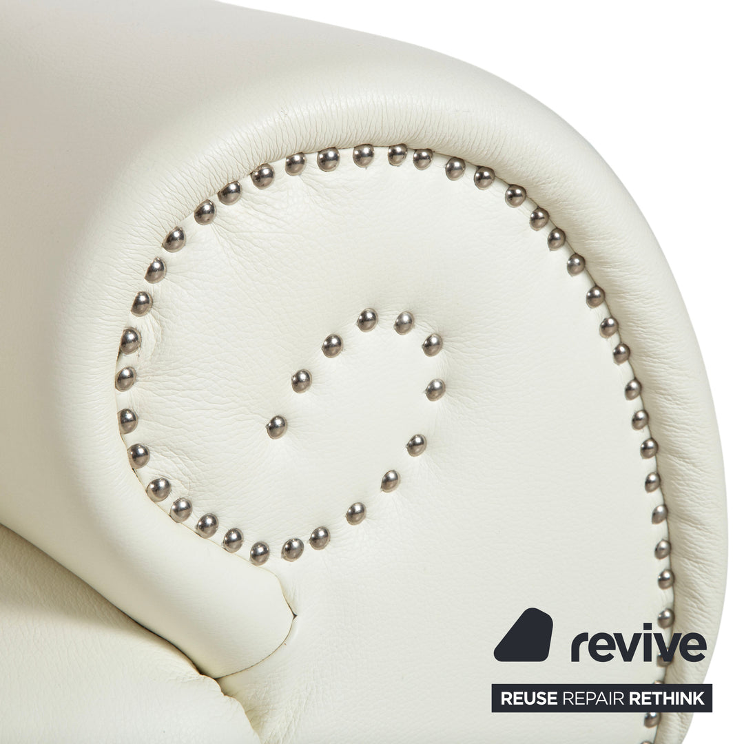 Bretz Gaudi Leder Dreisitzer Sofa Couch Weiß Creme Beige Silber Löwentatzen Füße Nieten