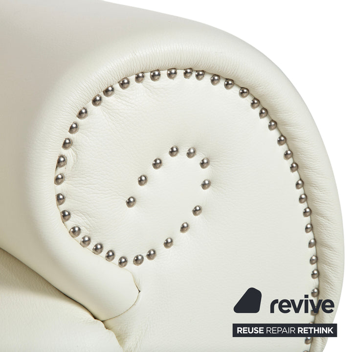 Bretz Gaudi Leder Dreisitzer Sofa Couch Weiß Creme Beige Silber Löwentatzen Füße Nieten