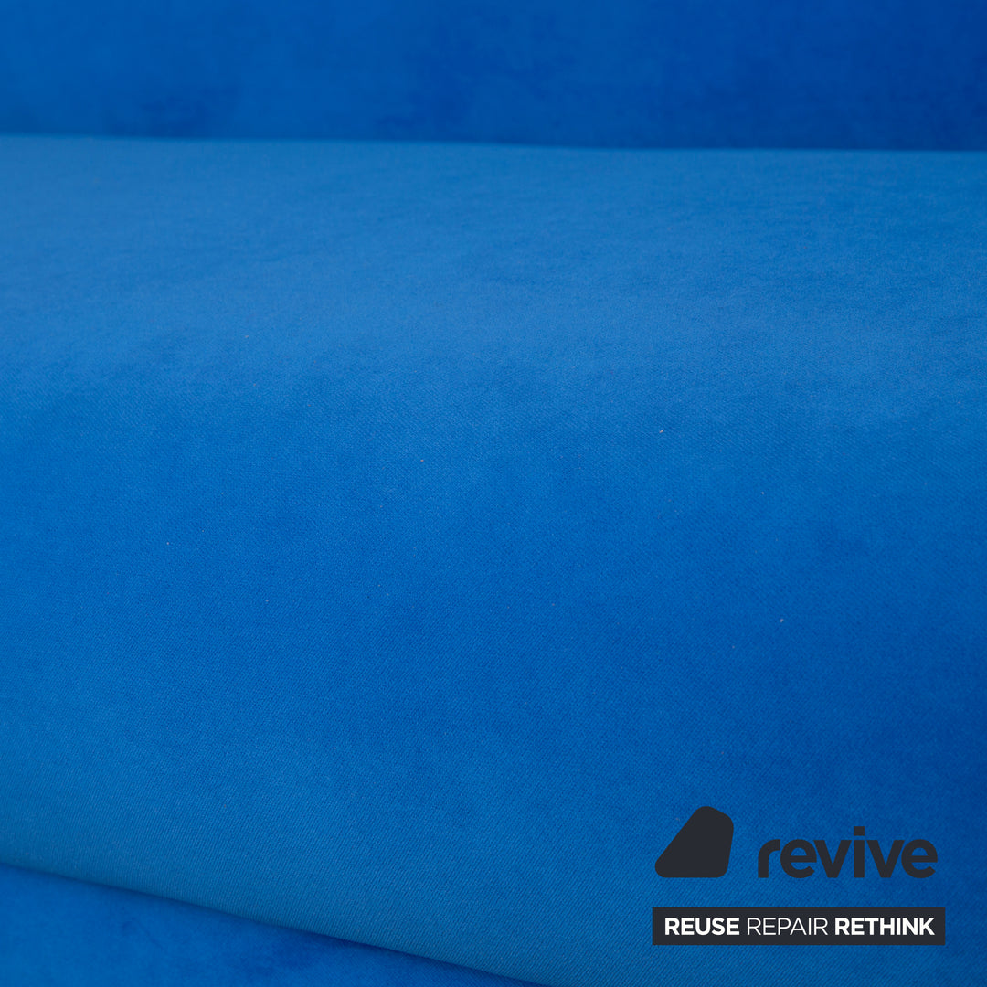 Canapé trois places bleu en tissu Bretz Gaudi retapissé