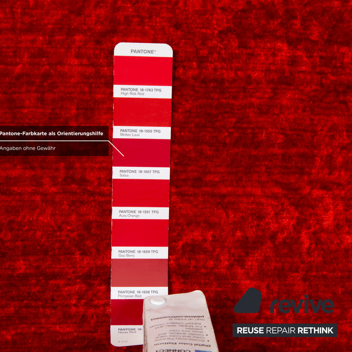 Bretz Jeannie Stoff Zweisitzer Rot Sofa Couch