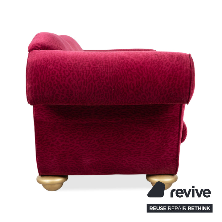 Bretz LouLou Stoff Dreisitzer Rot Rubin Sofa Couch