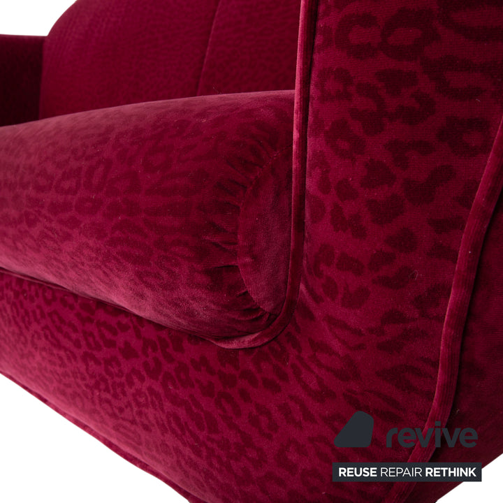 Bretz LouLou Stoff Dreisitzer Rot Rubin Sofa Couch